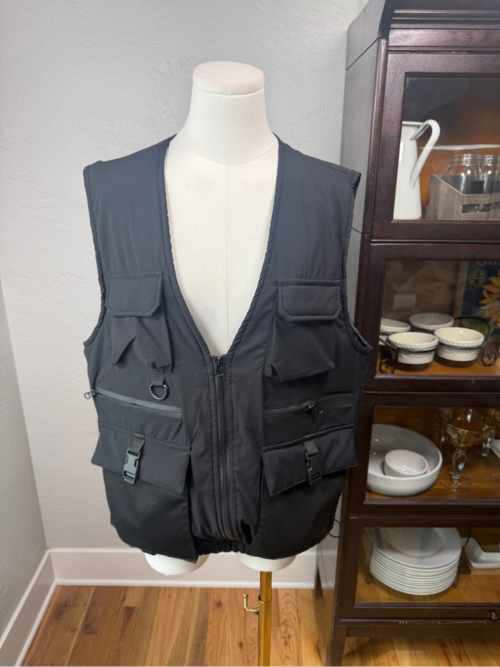 Men's Black Utility Fishing Vest - Multi-Pocket Outdoor Vest